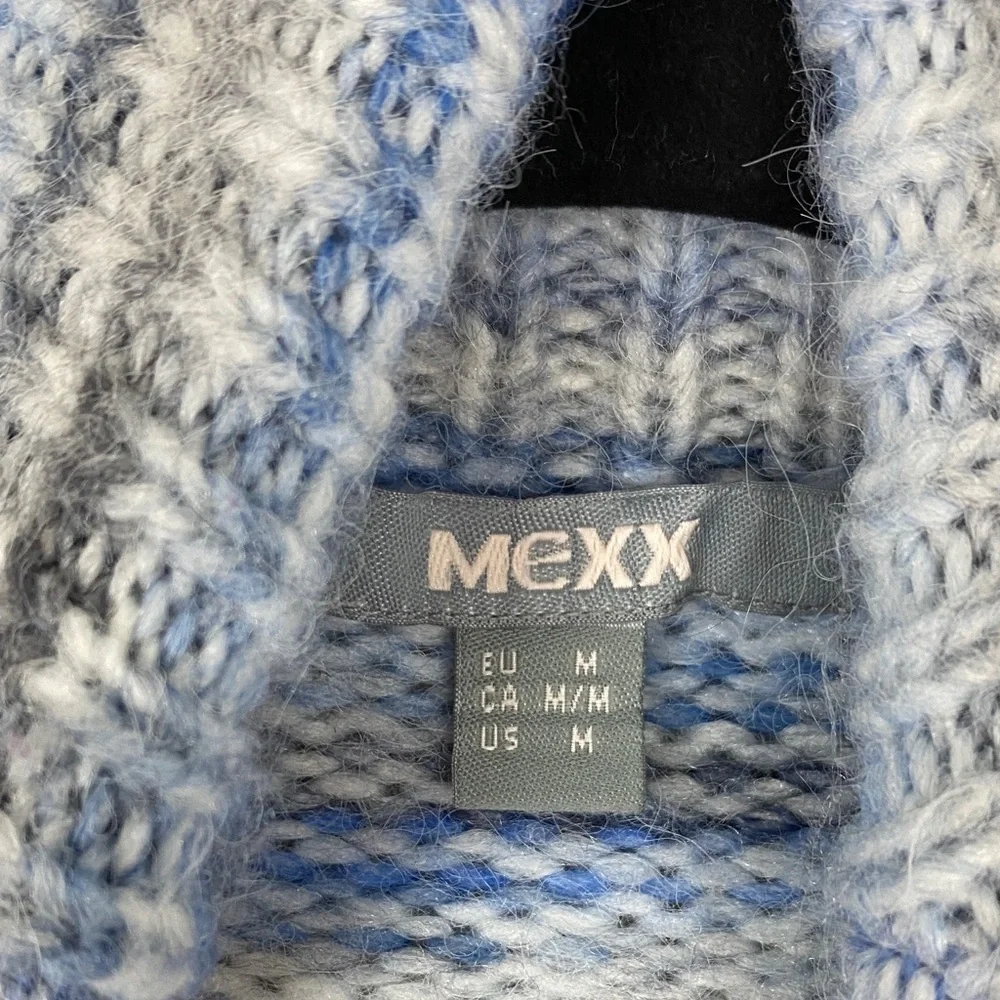Mexx Turtle Neck Sweater Blue Size Medium - Picture 3 of 8